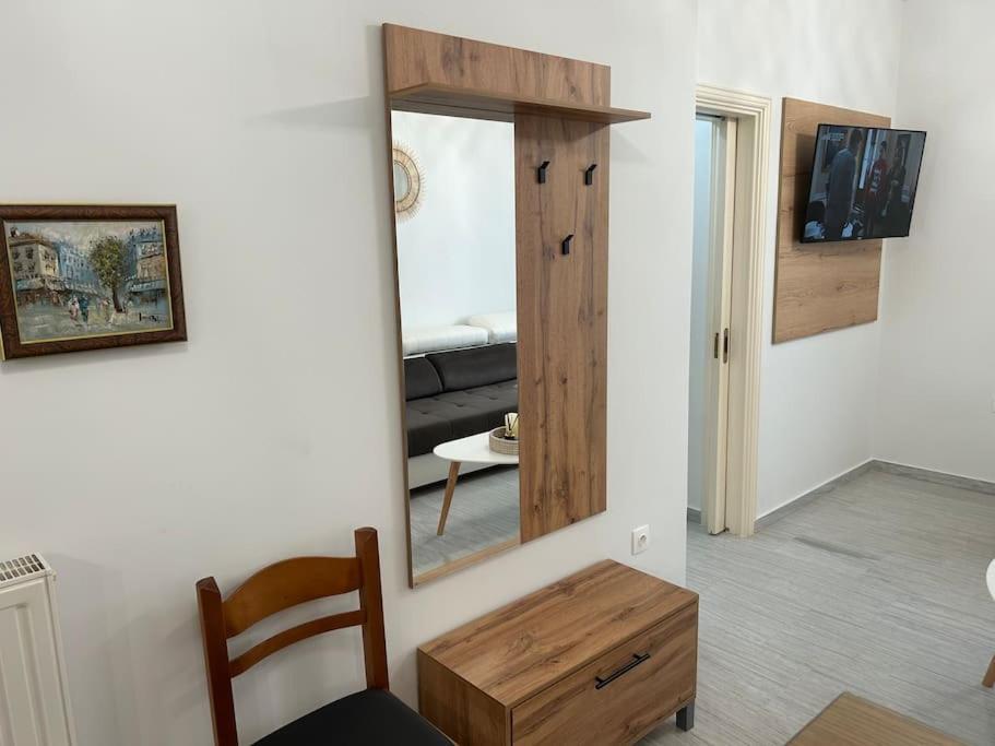 Theodora Suite Smart Key Box By Project 86 Ike Agrinio Exterior photo